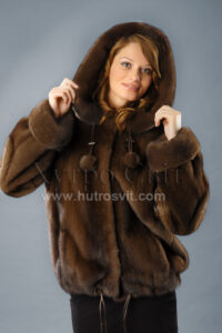 норка курточка куліска, капюшон горіх ціни у києві від хутросвіт Тисмениця|спортивная курточка кулиска из норки орех, цены и фото