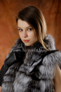 безрукавка - хутро чорнобурка, довжина 105см|безрукавка - мех чернобурка, длина 105см