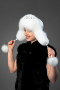 Шапка-вушанка, хутро - песець + шкіра|Женские шапки из меха: белая песцовая шапка-ушанка с натуральной кожей