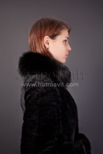 півпальто - хутро мутон, довжина 100см, комір - стійка песець|полупальто - мех мутон, длина 100см, воротник - стойка песец