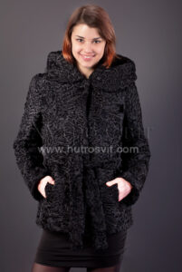 Півшубок каракуль - фасон курточка з поясом та капюшоном|Полушубок из каракуля (модель курточка) капюшон и пояс