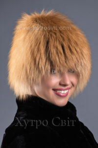 Зимова шапка - хутро лисиці нашите на трикотажі|Зимняя женская шапка - мех лисы на трикотаже