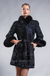 Пальто із каракуля з рукавом 3/4, песцева стійка та манжети|Каракулевое пальто, рукав 3/4, песцовые манжеты и воротник