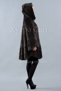 Шуба, фасон манто із норки з капюшоном|Шуба-манто из норки, модель расклешенная трапеция с капюшоном