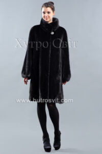 Шуба-манто із чорної скандинавки, комір стійка, модель трапеція|Норковая шуба-манто, расклешенная модель, черная скандинавка, стойка