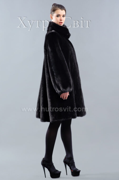 Норковая шуба-манто, расклешенная модель, черная скандинавка, стойка Фото 1