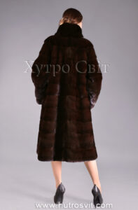 Шуба поперечка із коміром стійка, канадська коричнева норка  NAFA|Шуба из канадской норки NAFA коричневого цвета, поперечка, стойка воротник