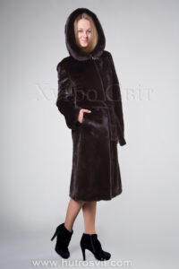 Шуба з капюшоном із норки Блекглама|Шуба с капюшоном из норки Блэкгама