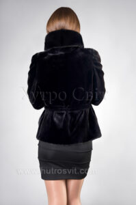 Стильний піджак-півшубок із хутра щипаної норки|Полушубок (пиджак) из щипаной норки