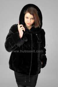 Шуби із мутону, модель курточка куліска з капюшогном, |Шуба мутон от ХутроСвит Тисменица.Модель курточка с кулиской и капюшоном,