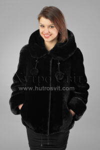 Шуби із мутону, модель курточка куліска з капюшогном, |Шуба мутон от ХутроСвит Тисменица.Модель курточка с кулиской и капюшоном,