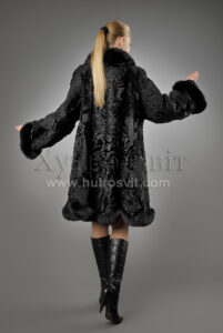 Шуби каракуль. Манто із каракуля з песцевим коміром |Меховое манто из каракуля с песцовым воротником и опушкой