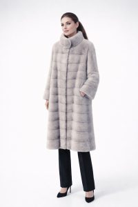 Норкова шуба з коміром стійка кольору темний колотий лід -1