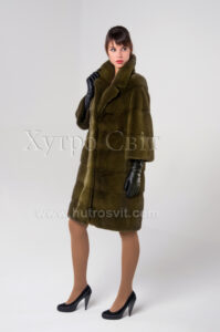 Норкові шуби ХутроСвіт Тисмениця. Шуба з англійським коміром із норки кольору оливки, |Норковые шубы ХутроСвит Тысменица. Шуба из норки оливкового цвета, поперечка с английским воротником,