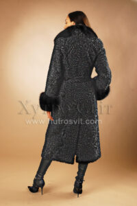 Шуба-пальто: хутро-каракуль + англійський комір песець, фото та ціни на каракулеві шуби київ, |Пальто - шуба из каракуля, воротник и манжеты - мех песец, каракулевые шубы цена,