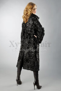 Шуба-пальто каракуль, двійний комір чорного кольору|Шуба пальто из каракульчи каракуль, двойной меховой воротник на шубе - каракуль, пояс и шлица